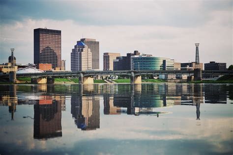 Dayton Skyline '18 - Across the Great Miami [OC] : r/dayton