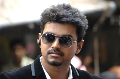 Kanyakumari best clikz: vijay's thuppaki stills