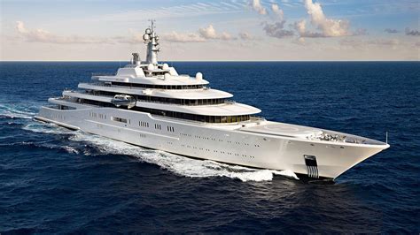 The World's Most Expensive luxury Yachts | Slaylebrity