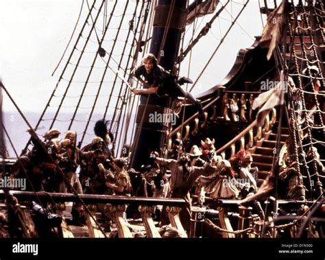 Peter pan movie robin williams hi-res stock photography and images - Alamy