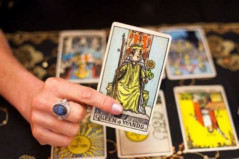 Bói bài tarot và trào lưu của giới trẻ thời công nghệ