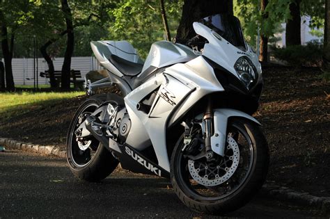 My 2008 Suzuki GSXR 1000 with aftermarket fairings. : r/motorcycles