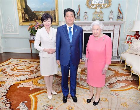 For Shinzo Abe, leading Japan was a family tradition - Taipei Times