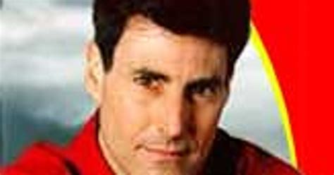 'Psychic' Uri Geller reaches copyright settlement - CNET