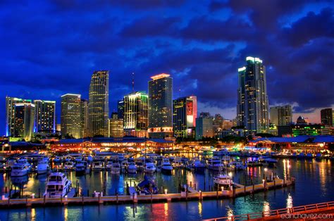 Bayside Marketplace Miami | Shot from the Port of Miami Brid… | Flickr