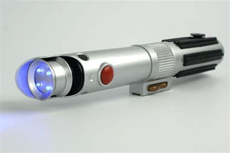 Star Wars Lightsaber Flashlight | Gadgetsin