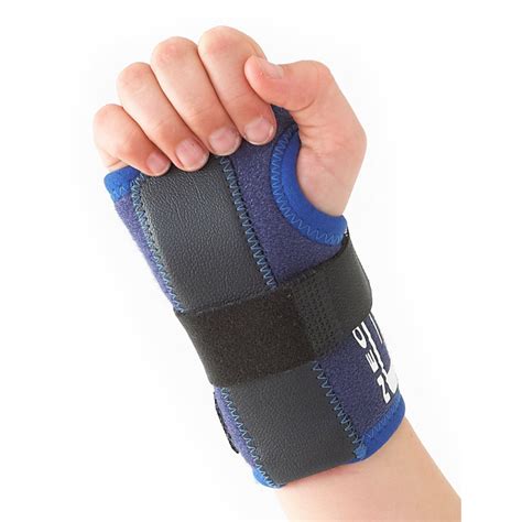 Neo G Kids Stabilised Wrist Brace :: Sports Supports | Mobility | Healthcare Products