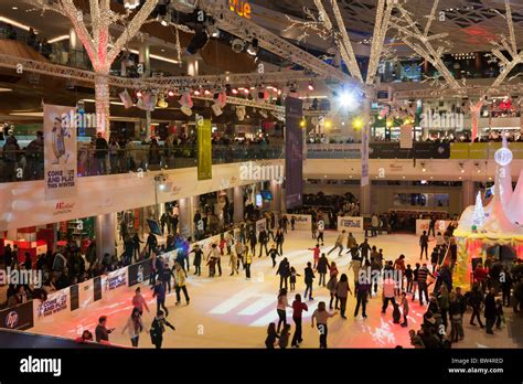 Ice Skating Rink - Westfield Shopping Centre - Shepherd's Bush - London ...