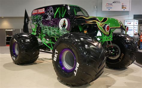 Grave Digger 23 | Monster Trucks Wiki | FANDOM powered by Wikia