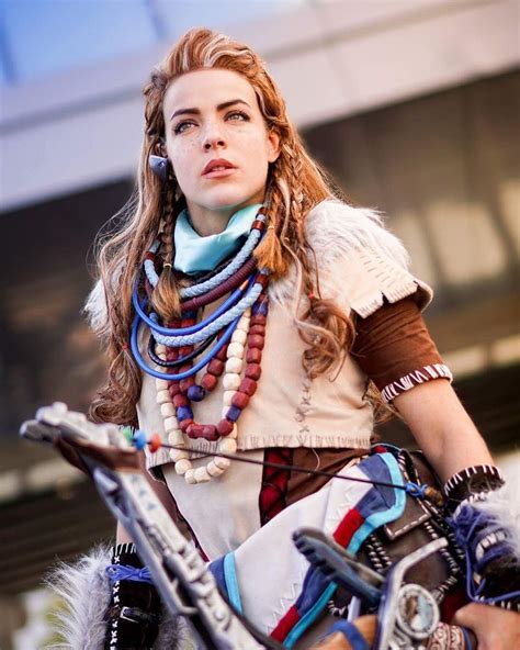 Aloy - Horizon Zero Dawn cosplay at Paris Games Week 2016 by Cosplayer: Lili Din Farghul ...