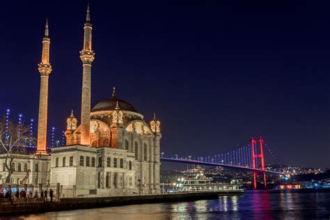 Ortaköy Mosque and Bridge, Turkey