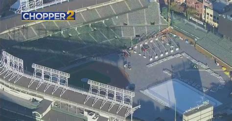 Wrigley Field gets new energy efficient lights - CBS Chicago