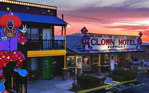 This Haunted Clown Motel Wins Scariest Hotels In America