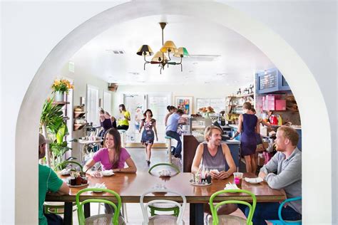 Elizabeth Street Cafe Packs a Full House for Brunch - Eater Austin