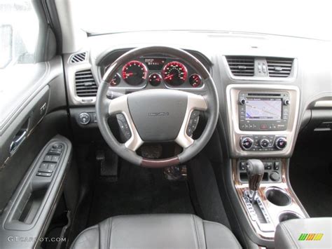 2014 GMC Acadia Denali AWD Dashboard Photos | GTCarLot.com