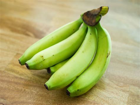 Which Is Better: Ripe Or Unripe Banana? - Boldsky.com