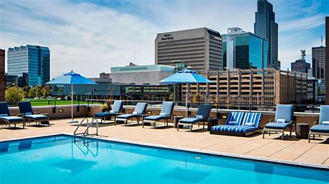 Omaha Hotel with Pool | Omaha Marriott Downtown at the Capitol District