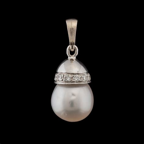 Pre-Owned South Sea Pearl & Diamond Pendant