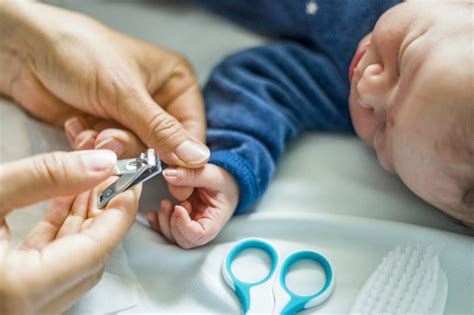 7 Tips for Newborn Nail Care - Baptist Health