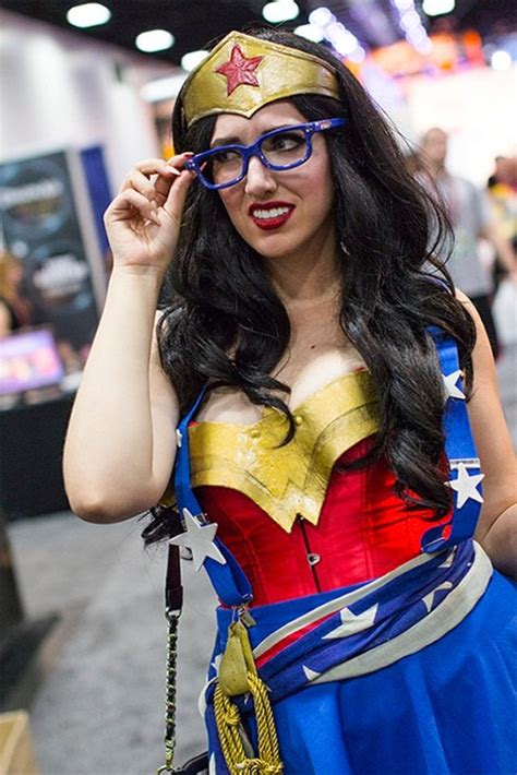 50 Sexy Wonder Woman Cosplay and costume ideas