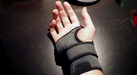 Finding The Best Carpal Tunnel Wrist Brace: Reviews and Buyer's Guide