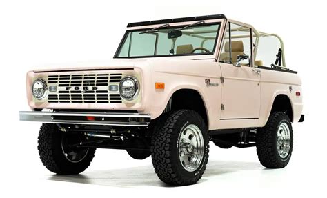 Ford Bronco Colors - 8 Vibrant Colors Make a Ford Bronco Pop