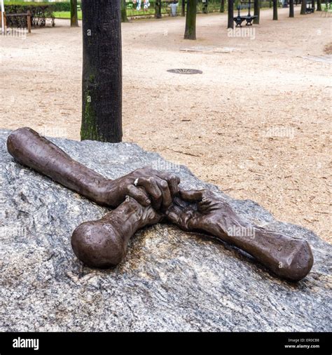 Louise Bourgeois sculpture, "Welcoming Hands" - Bronze hands on stone base in Tuileries Garden ...