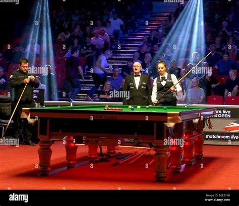 British open snooker 2021 hi-res stock photography and images - Alamy