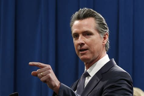 California governor calls for closure of all bars, wineries