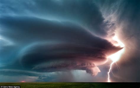 Photographer Marko Korosec's breathtaking images of the world's worst storms | Daily Mail Online