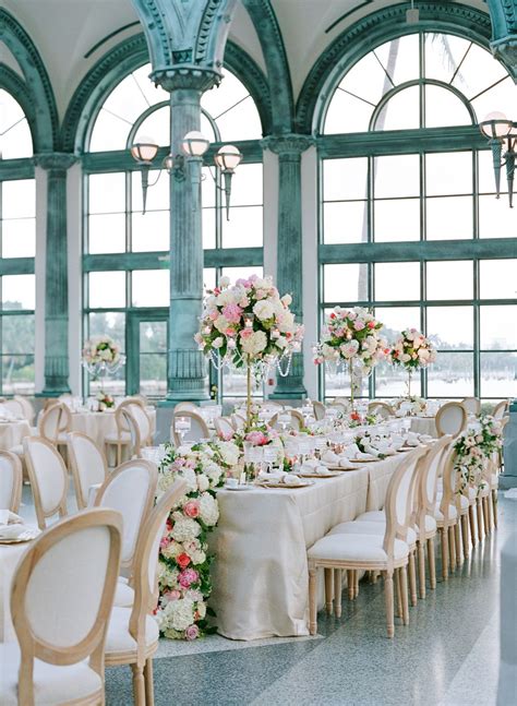 Lavish Palm Beach Wedding With a Touch of Emerald Green | Flower centerpieces wedding ...