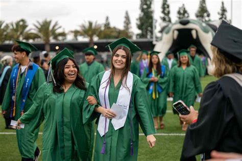 Buena Park High Graduation 2023: Our best photos of the ceremony – Orange County Register