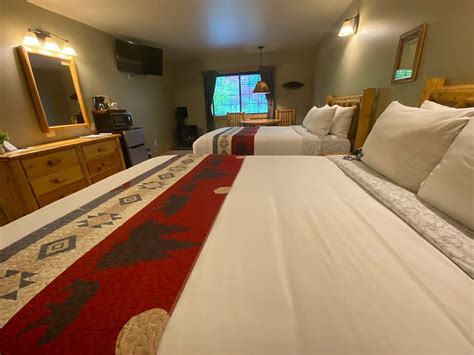 Trout Lake Valley Inn Rooms: Pictures & Reviews - Tripadvisor