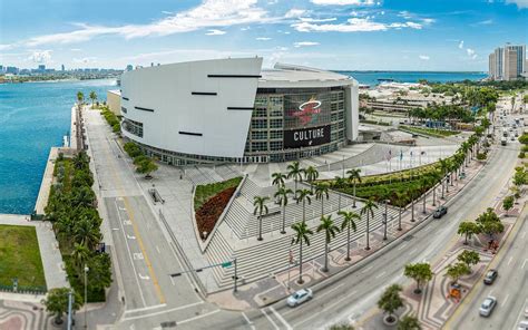 American Airlines Arena, The Miami HEAT in Downtown Miami Area/Brickell ...