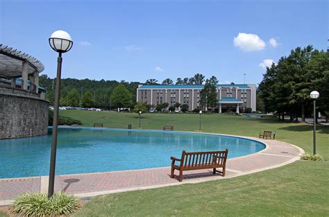 Discount Coupon for Hampton Inn Birmingham Colonnade in Birmingham, Alabama - Save Money!