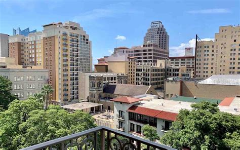 10 Best San Antonio Riverwalk Hotels With Balcony Views