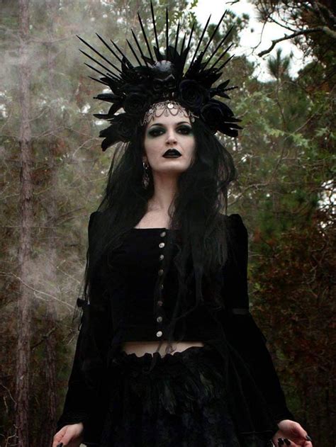 Halloween Makeup Witch, Witch Makeup, Halloween Kostüm, Halloween Inspo, Goth Beauty, Dark ...