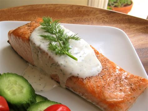 Seared Salmon with Creamy Dill Sauce Recipe