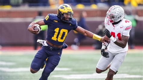 Alex Orji Does Best Jalen Milroe Impression for Michigan's Scout Team - Sports Illustrated