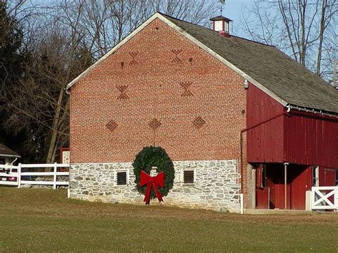 76 best Christmas Barn Decorations images on Pinterest | Christmas ...