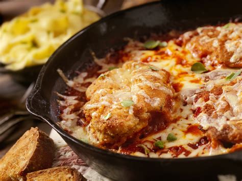 The Pioneer Woman's Chicken Parmesan Recipe - Parade