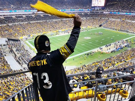 Why Do Pittsburgh Steelers Fans Wave The Yellow Terrible Towels? | From ...