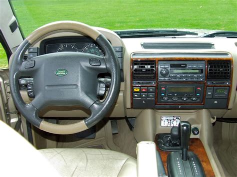 Cars Of A Lifetime: 2000 Land Rover Discovery II SE7 – Oops, I Did It Again