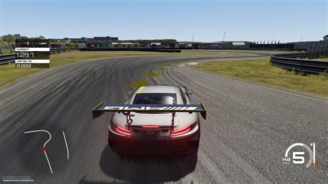 Watch Assetto Corsa in action on Xbox One