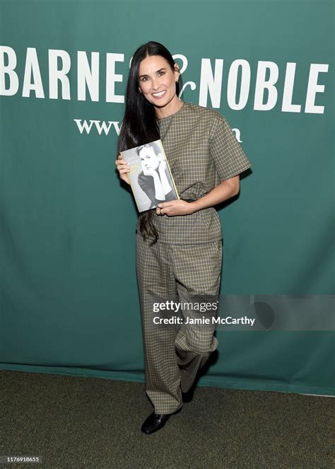 Actress Demi Moore attends the signing of her memoir "Inside Out" at ...