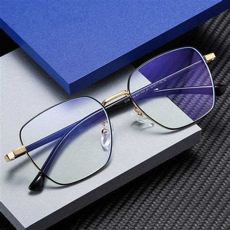 The blue light filter glasses are the best to support your eye health ...