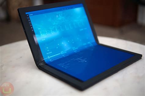 Lenovo Foldable ThinkPad: First Impressions | Ubergizmo