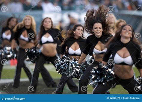 Philadelphia Eagles Cheerleaders Editorial Stock Image - Image: 22030474