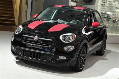 Mopar-Ize the 2016 Fiat 500X with Special Accessories