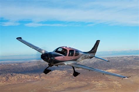 Cirrus Aircraft Reveals the 2022 G6 SR Series | Cirrus